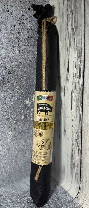 Салямі Bellissimo Parmigiano свинина з пармезаном +-300 г