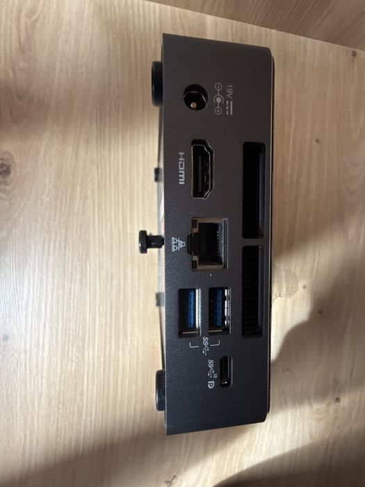 Komputer Mini PC Intel NUC NUC7i3BNK