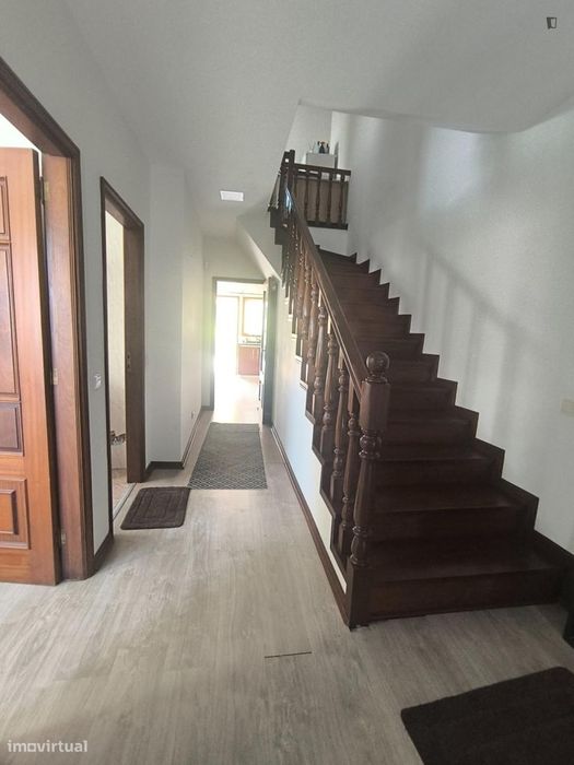 Quarto - localizado em Maia