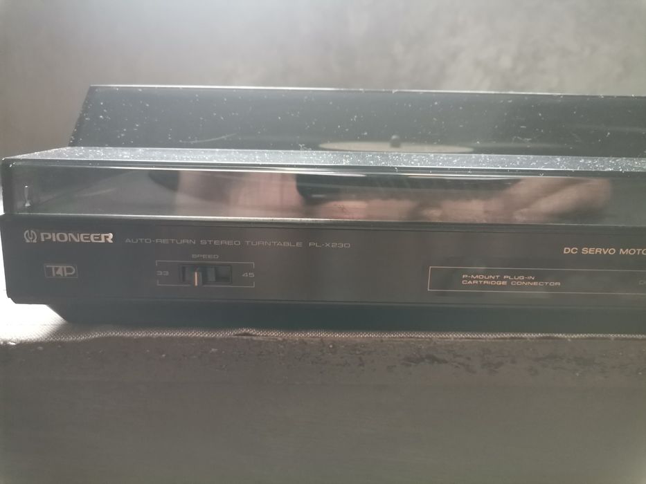 Програвач вінілу pioner