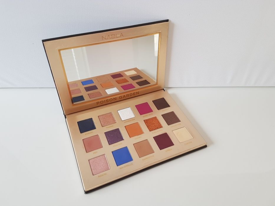 Nabla Poison Garden - paleta cieni do powiek