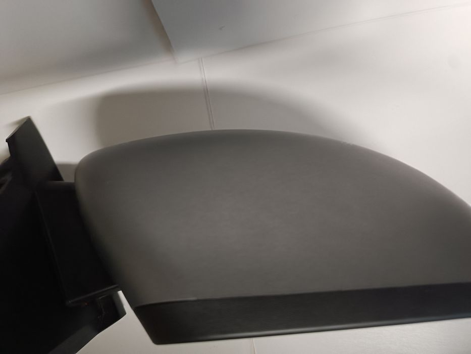 Dacia Daster lll prawe lusterko zewnętrzne.