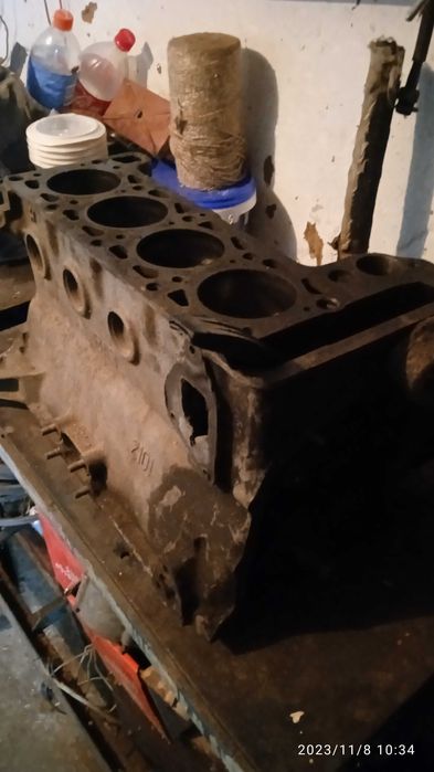 Блок циліндрів ваз