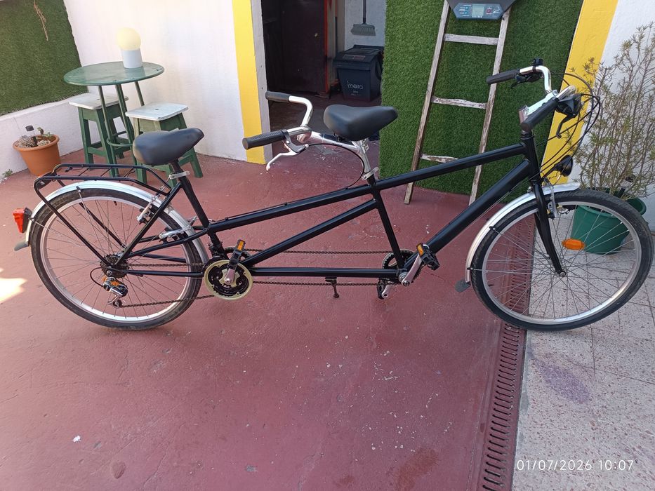 Bicicleta de dois lugares