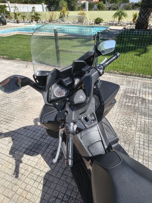 Honda  Forza  125