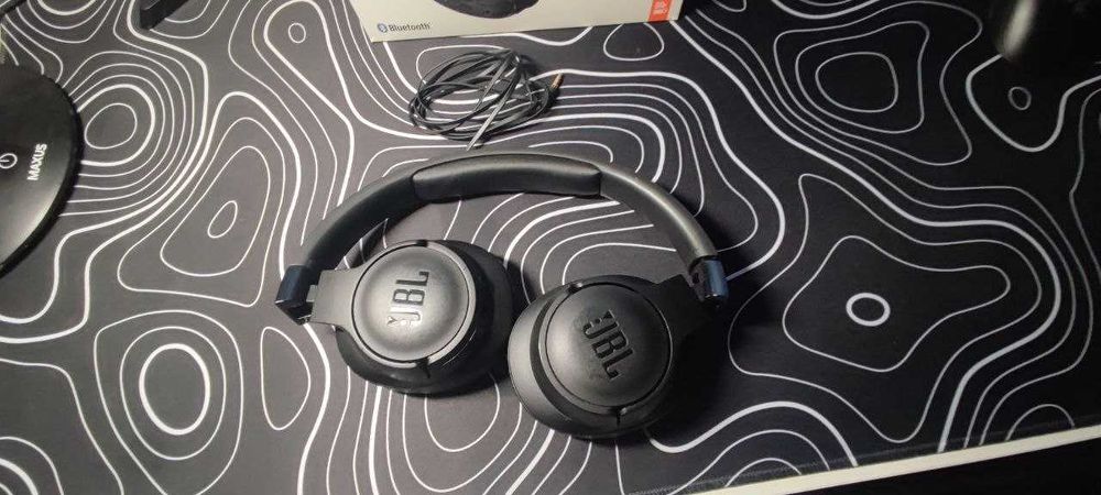 Бездротові Навушники JBL Tune 710BT