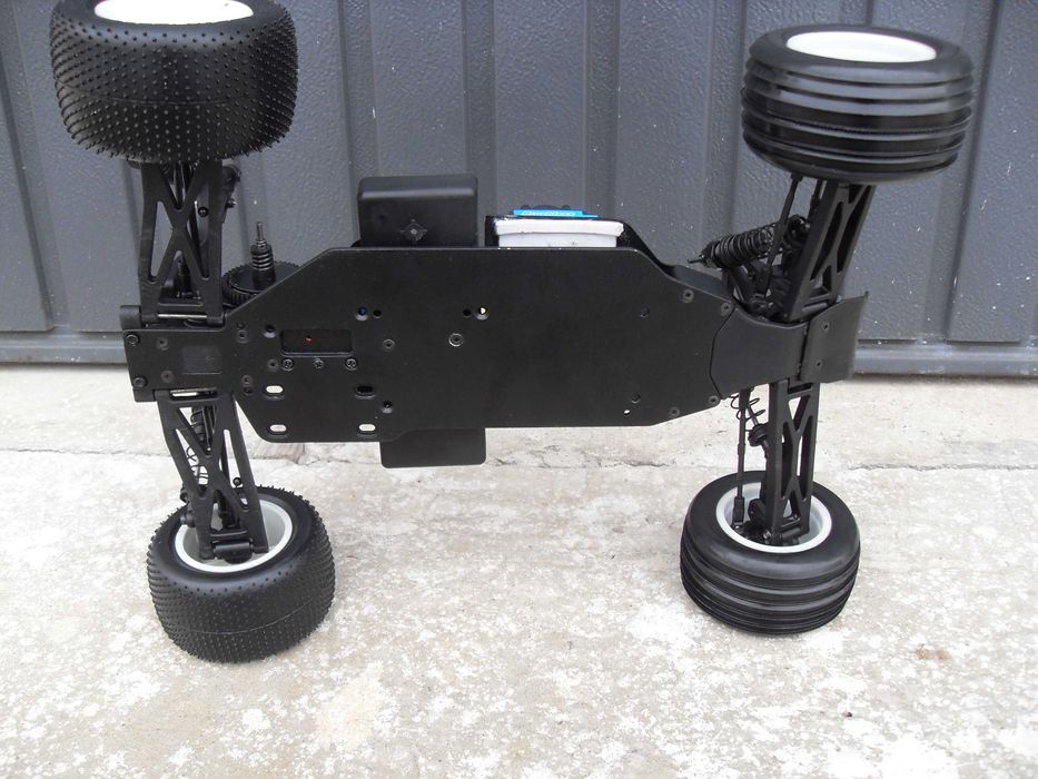 HPI  FIRESTORM Flux 1:10 Model RC 2WD Elektryczny