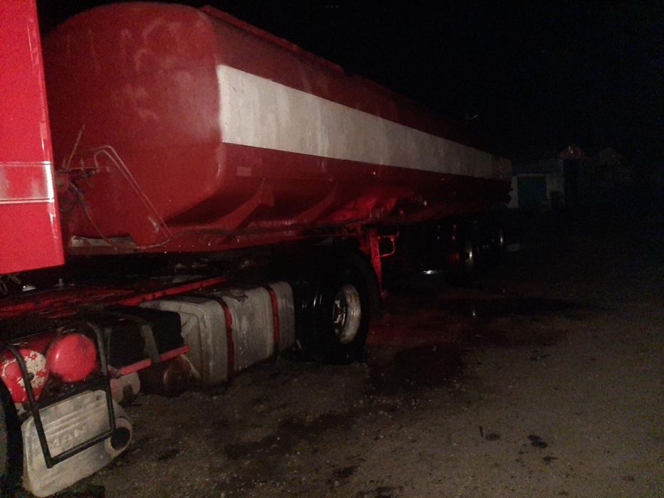 Цистерна полуприцеп цистерна тара 5700 кг