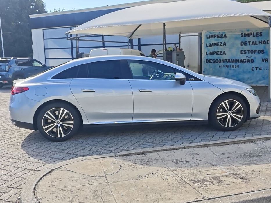 Mercedes EQE 350