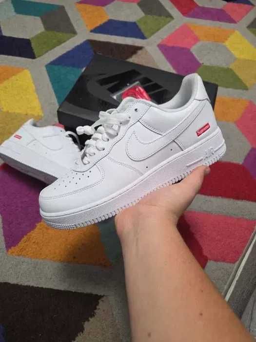 Nowe trampki Nike Air Force 1 Low Supreme Biały buty R.39