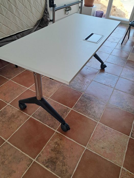 Mesa de escritorio/estudante.