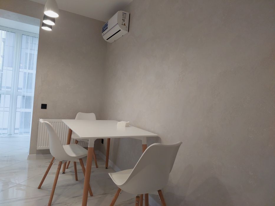 Новенькі апартаменти ЖК"Дрім таун"(Ж д вокзал)