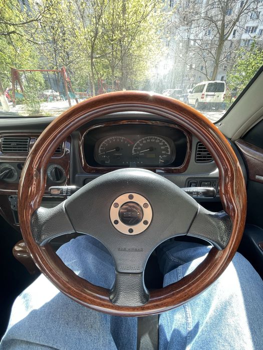 Продам Daihatsu Storia