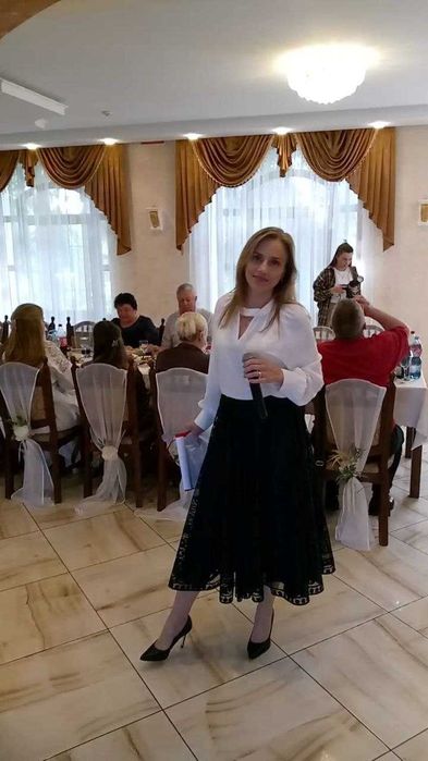 Ведуча+Dj, тамада, співачка - 7900 грн.