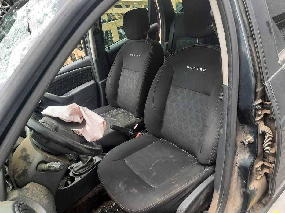 GUARDA-LAMAS FRONTAL ESQUERDO DACIA DOKKER 2015