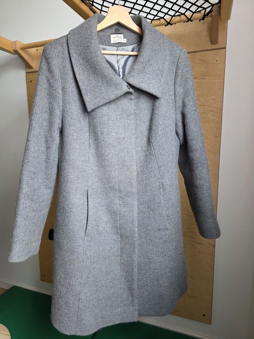 Płaszcz z wełną, Nutu, r. 42