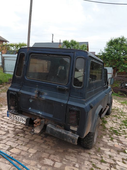 Автомобіль АРО 243