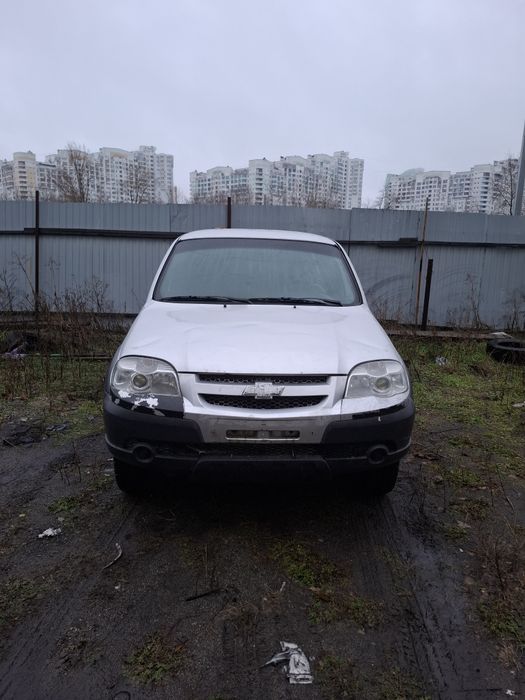 Niva Chevrolet Bertone на запчасти