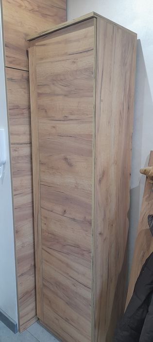 Nowa szafa słupek