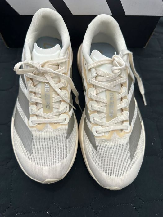 Tenis adidas adizero pro
