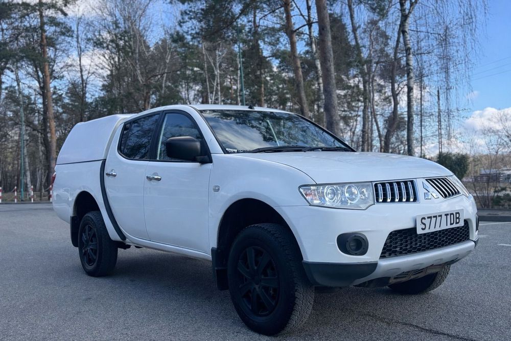 Mitsubishi L200 Mitsubishi L200 pick-up Anglik