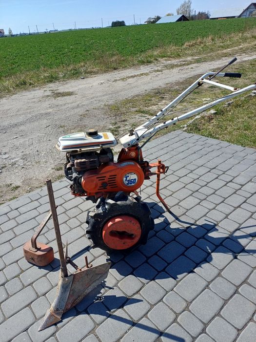 Ciągnik dzik KUBOTA