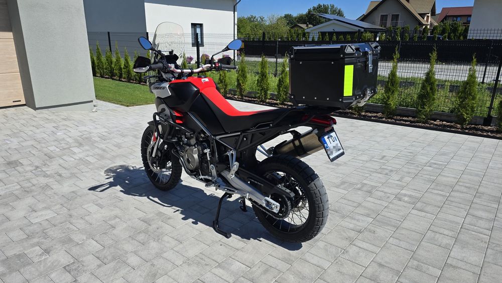 Aprilia Tuareg 660