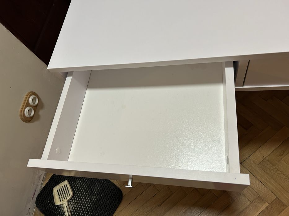 Biurko Toaletka Białe