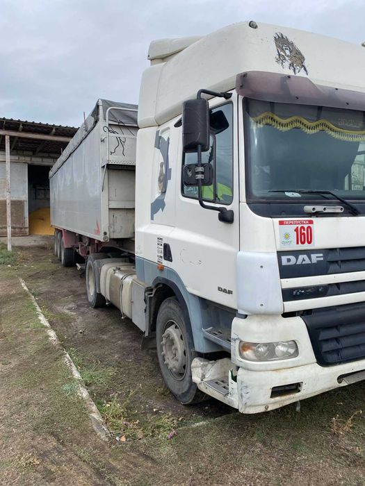 DAF CF тягач с полуприцепом STAS