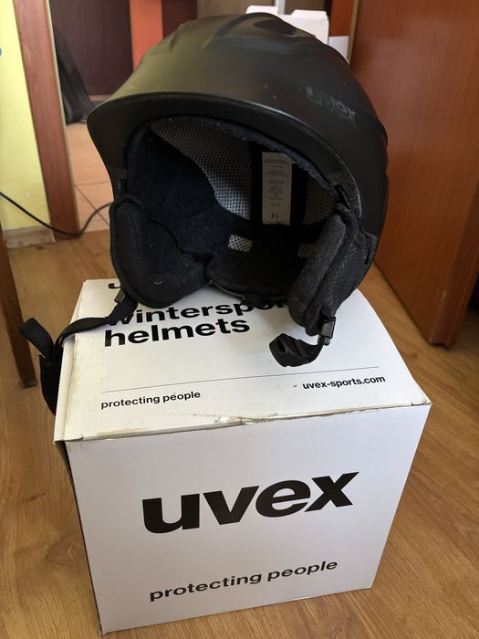 Kask narciarski UVEX