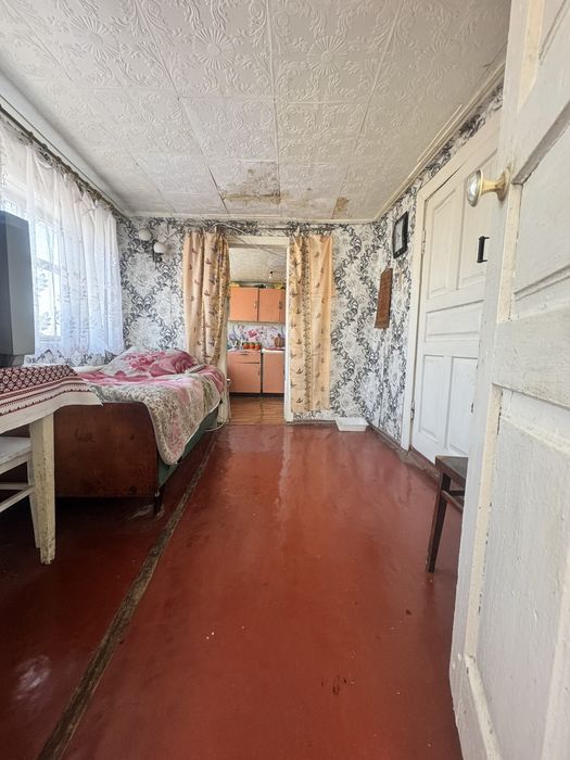 Продається одноповерховий житловий будинок в селі Кожухівка. 25000$