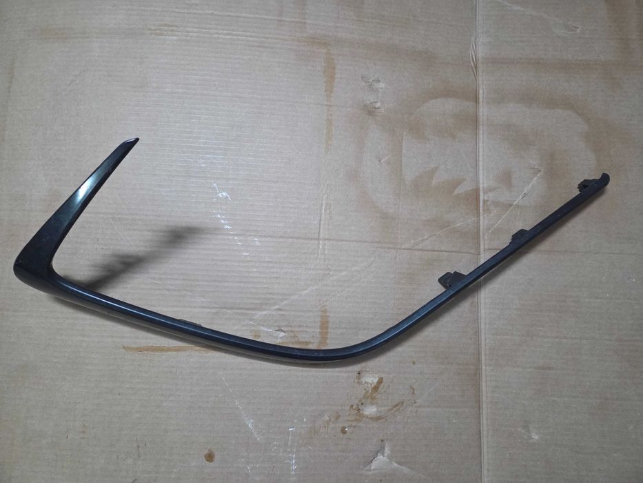 Listwa zderzaka przód, ramka P+L Toyota Corolla E21 (2019-)