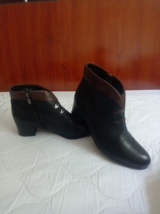 Ботинки женские из качественной кожи бренд Lavorazione Artigianale