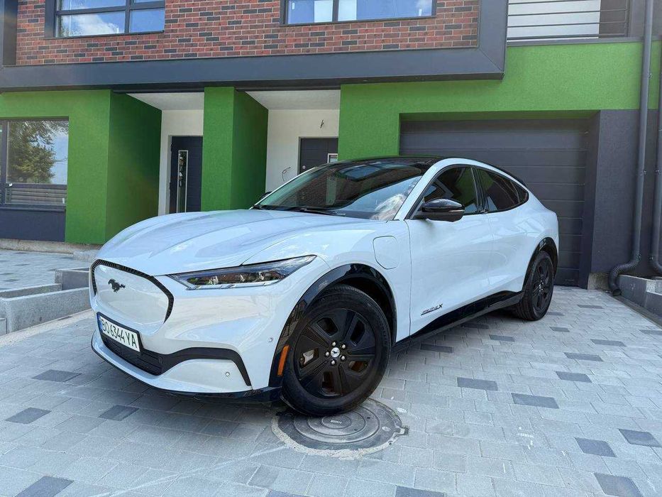 Оренда автомобіля Ford  Mach e , Прокат авто Rent avto , Оренда авто