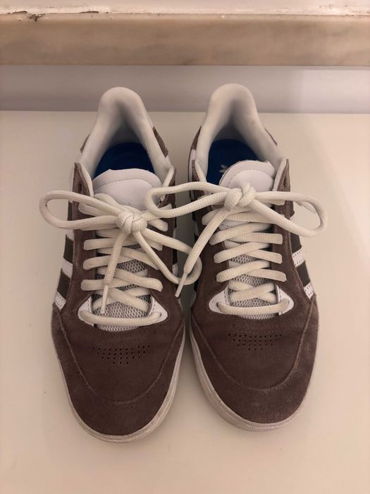 Vendo Ténis Adidas x Tyshawn Jones Skateboarding Camurça Castanha (Tam 41 1/3)