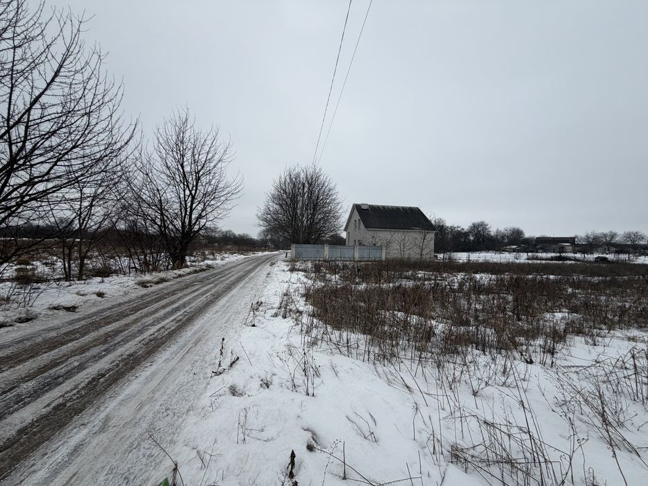 Земельна ділянка під забудову 15с, поруч житлові будинки