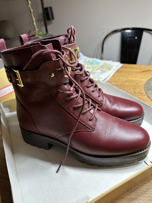 Kincaid lace up booties Michael Kors 8M 38-39