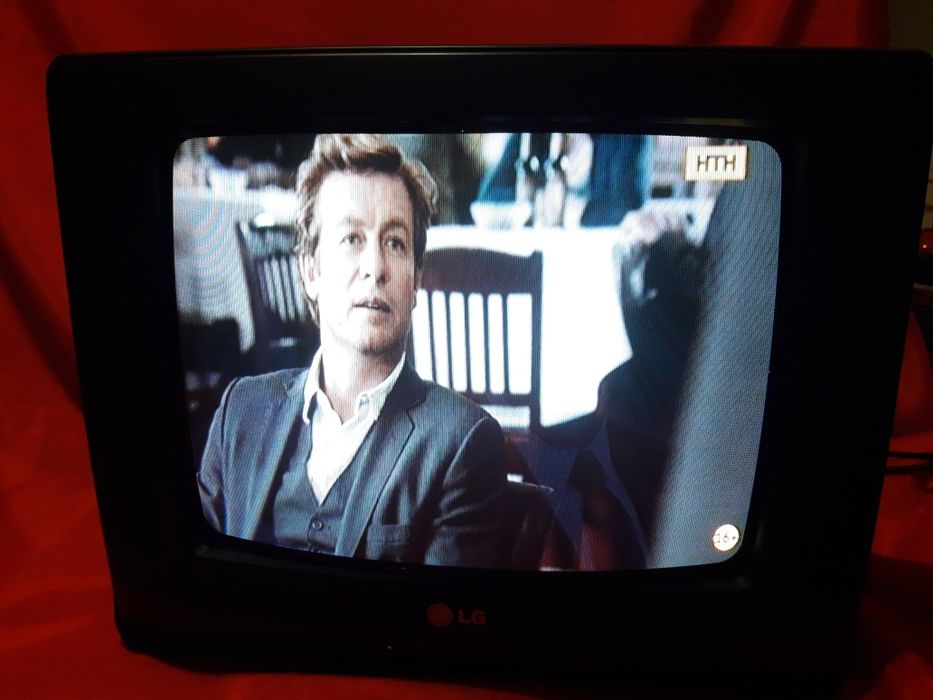 Телевизор "LG" диагональ 37см