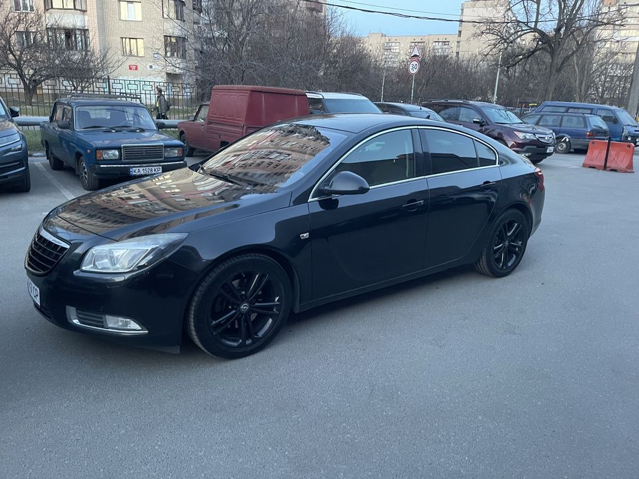 Продам СВОЄ АВТО opel insignia