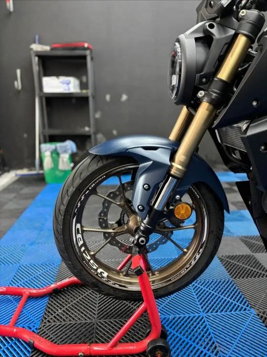 Mota CB 125r azul mate
