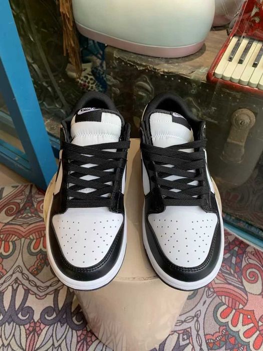 Jordan 1 Mid Smoke Grey R. 38