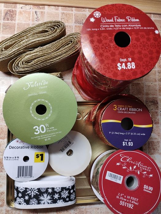 Новорічний декор.