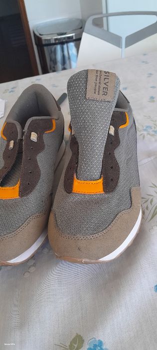 Tenis silver muito bom