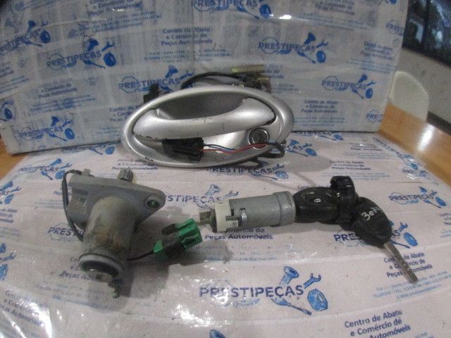 Conjunto de canhões SAAB 9-3 Hatch (YS3D)