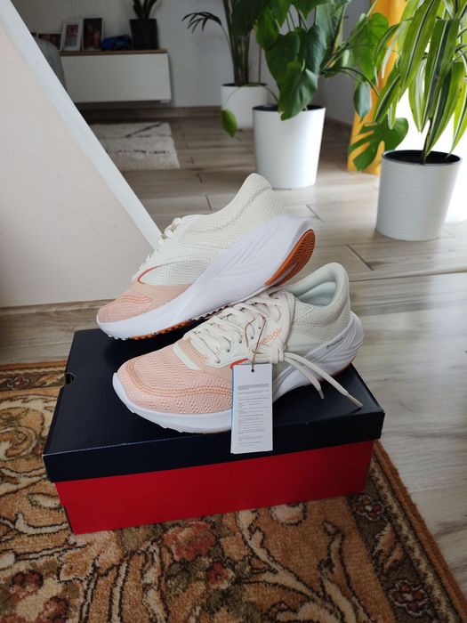 Sprzedam nowe buty