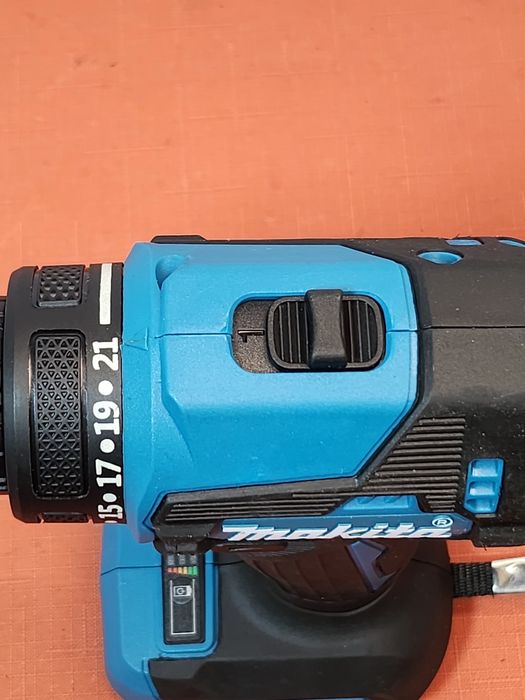 Wiertarko-wkrętarka akumulatorowa Makita