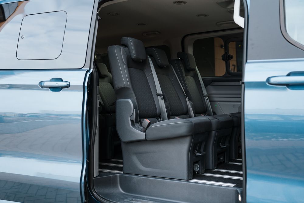 Transfery na lotniska w całej Polsce - 8/9-osobowy Ford Tourneo Custom