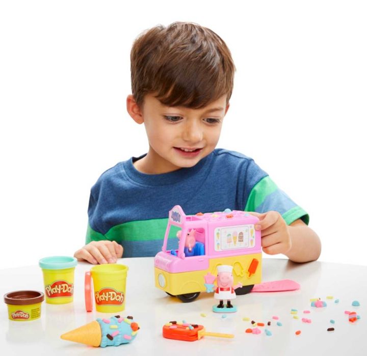 Ciastolina Play-doh świnka peppa samochód z lodami