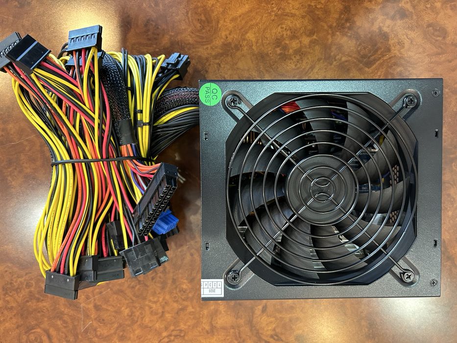 Блок питания к компьютеру 1800 ватт