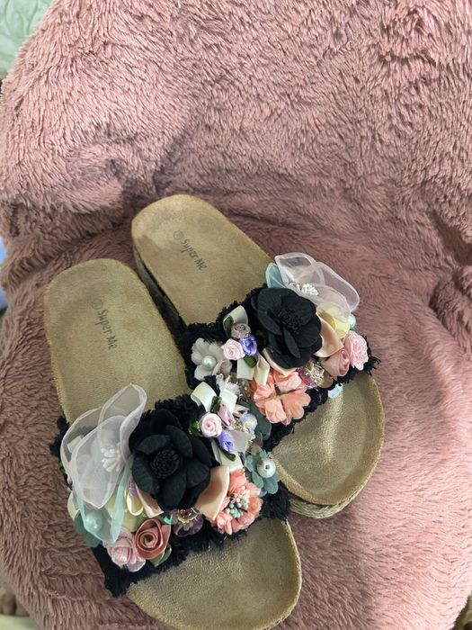 Платья куртка обувь